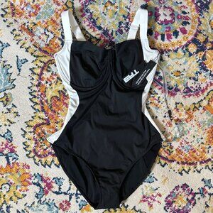 TA3 Lifty Contour One Piece Underwire Swimsuit Womens Size L Black Wht Slimming